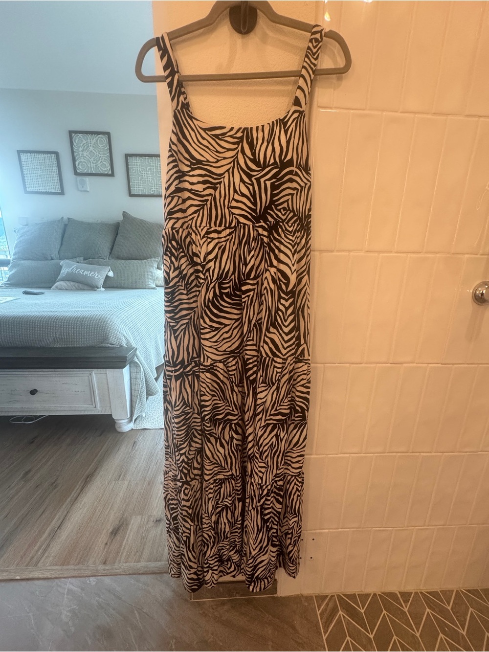 Soma Zebra Print Maxi Bra Dress | Sleeveless tank Tiered Dress | Size Large NWOT